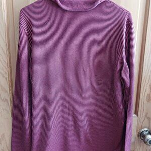 Title Nine - Women's Sweater - Size Laarge